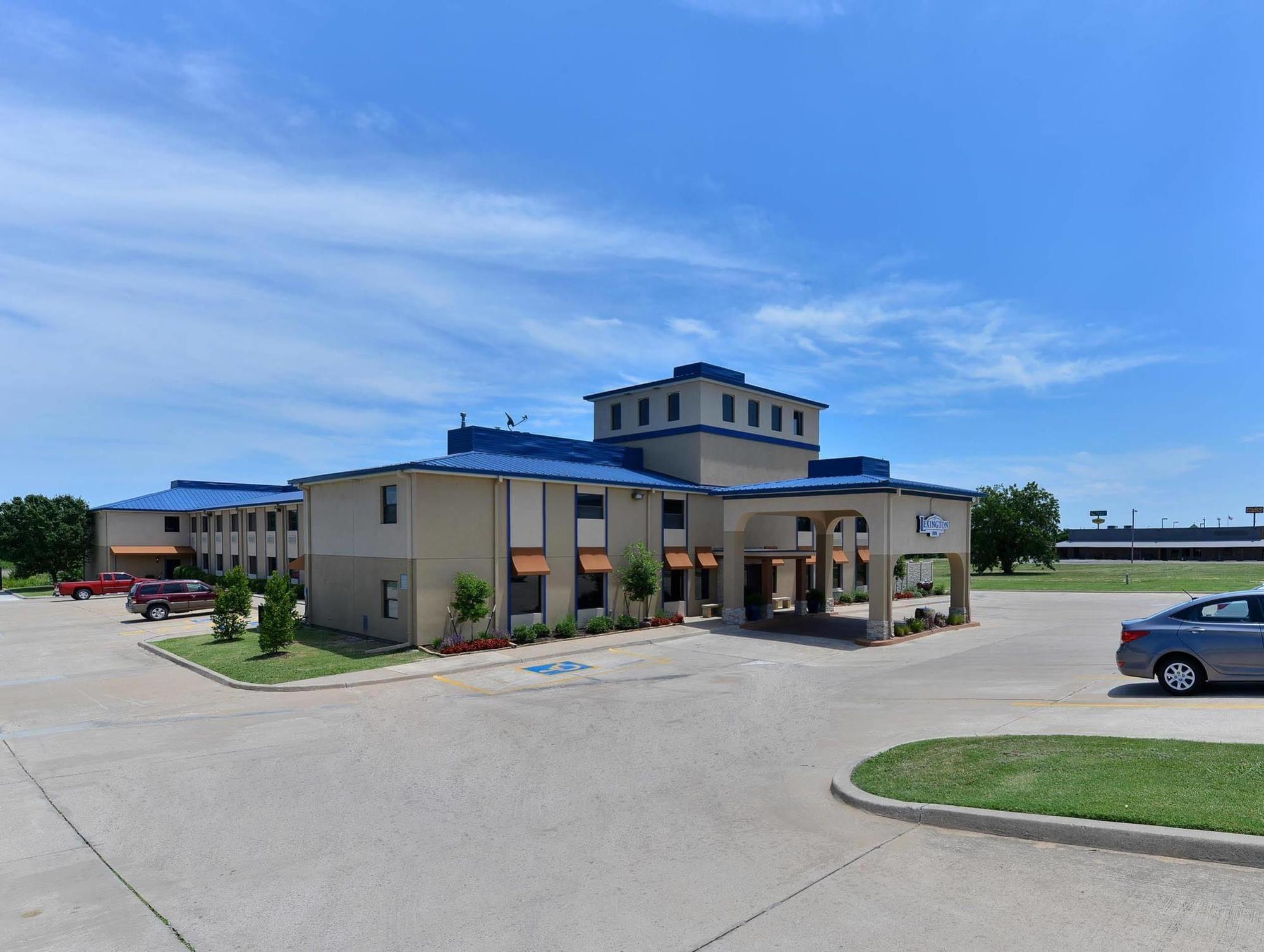 Baymont By Wyndham Ardmore I-35 Exterior photo